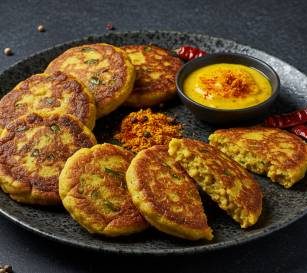 savory Chickpea Pancakes (Besan Chilla)