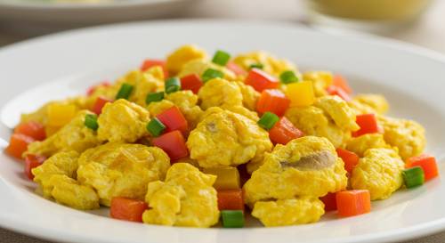 Scrambled Eggs with Turmeric and Vegetables